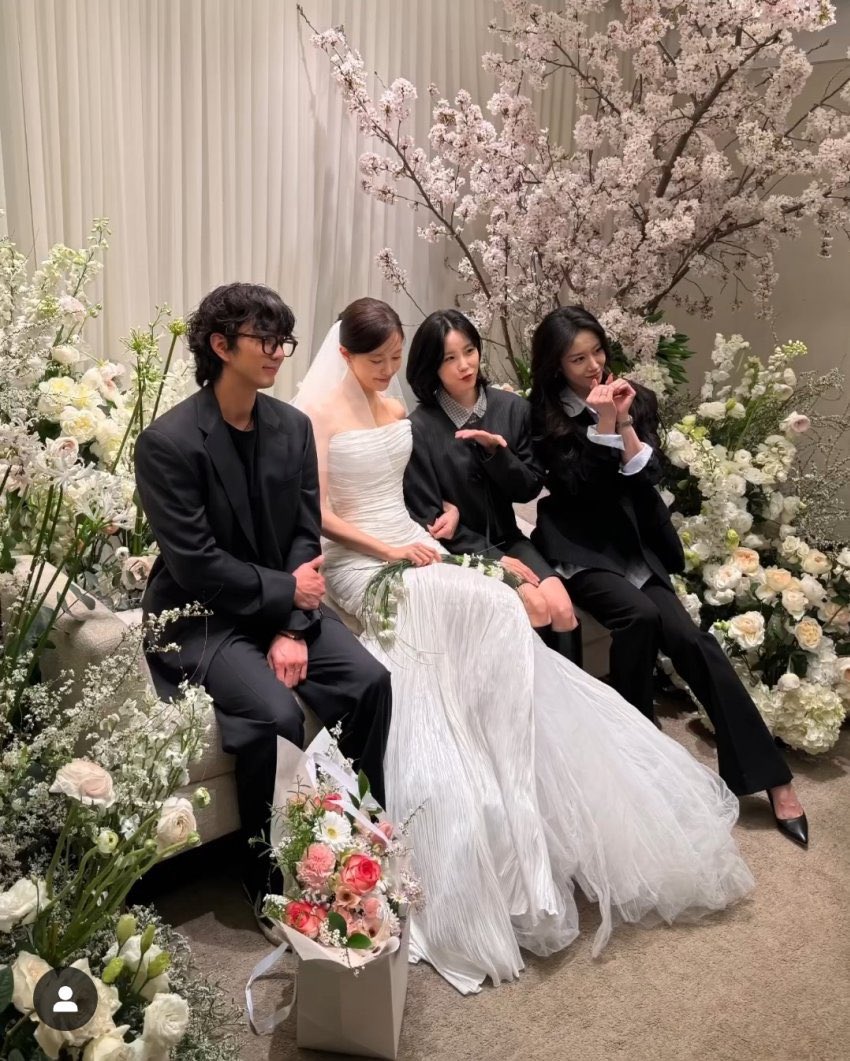 [잡담] 지연 인스타에 유승호 올라온 거 왜이렇게 익숙하지 했는데 | 인스티즈