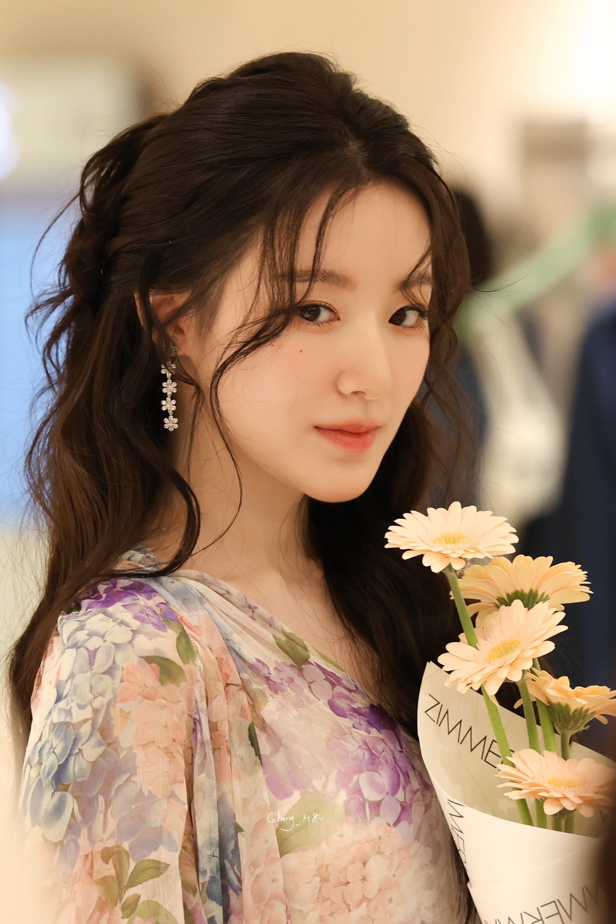 [잡담] 오늘 짐머만행사 슈화 비주얼봐.. | 인스티즈