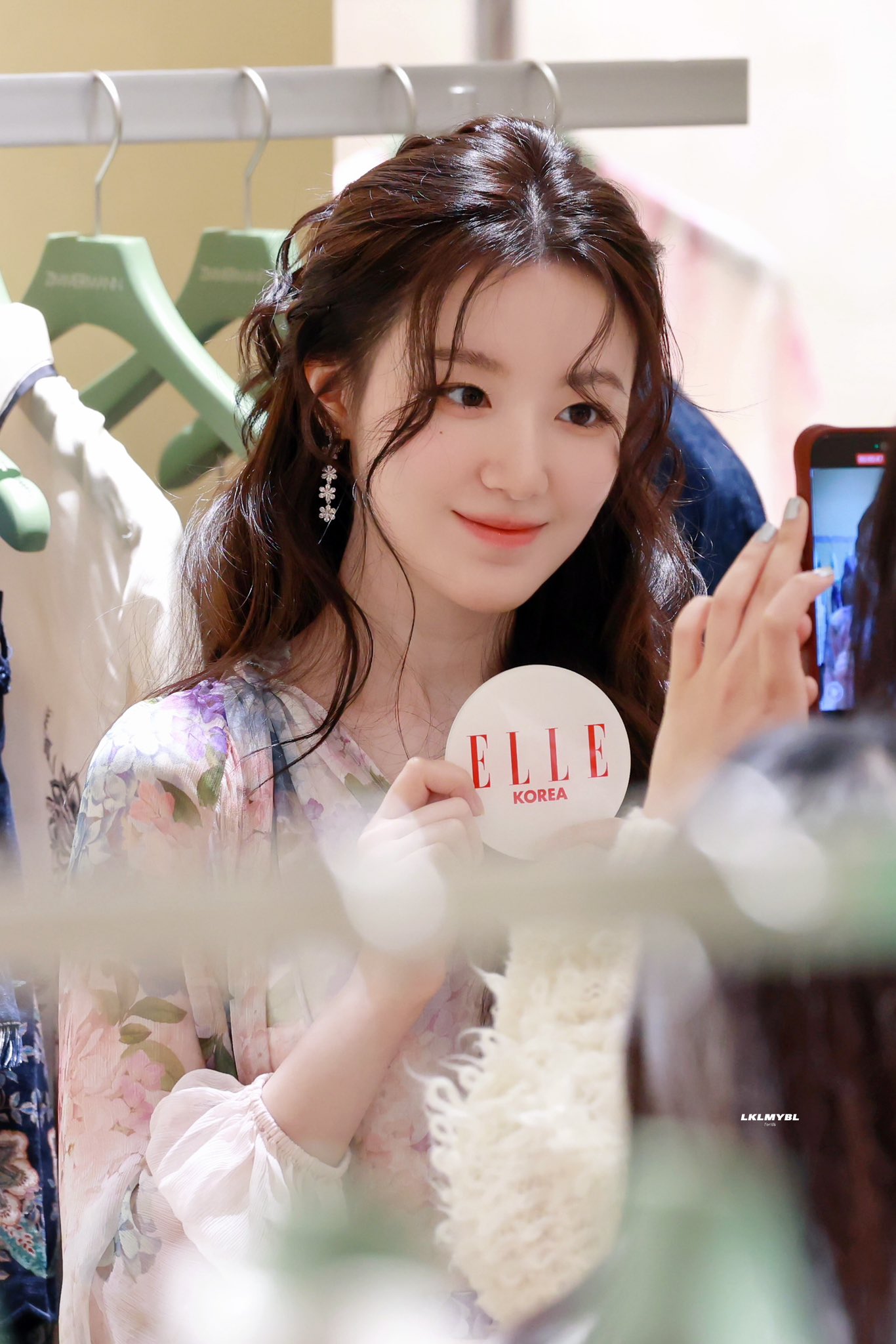 [잡담] 오늘 짐머만행사 슈화 비주얼봐.. | 인스티즈