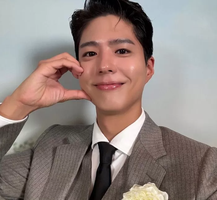 [잡담] 박보검에게 자기 따라 하고 다니던 '민서공이' 아냐고 묻자 돌아온 대인배다운 대답 (영상) | 인스티즈