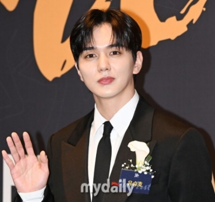 [잡담] 유승호 측 "사칭 SNS 주의 부탁•••배우 매니저 사칭 계정도 속출" [공식] (전문) | 인스티즈