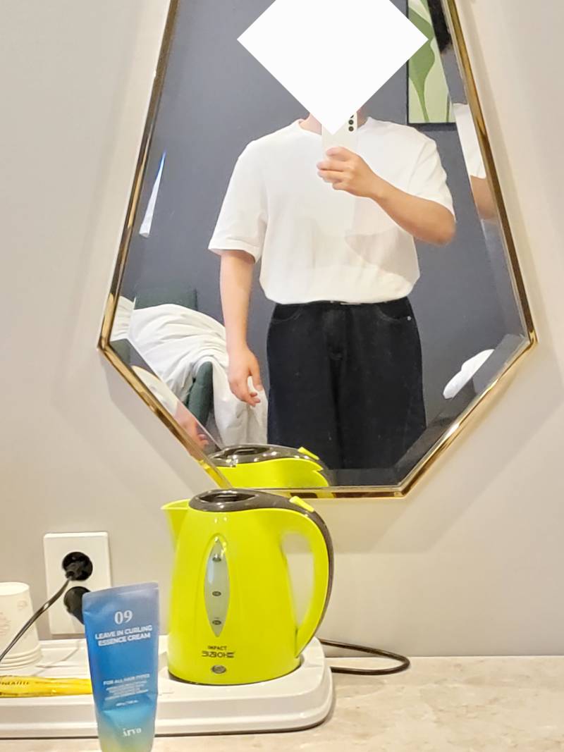 [잡담] 좀따 호감있는 여자애(내가 일방적으로ㅋㅌ..) 배드민턴 치러 가는데 지금 이 옷 어때? | 인스티즈