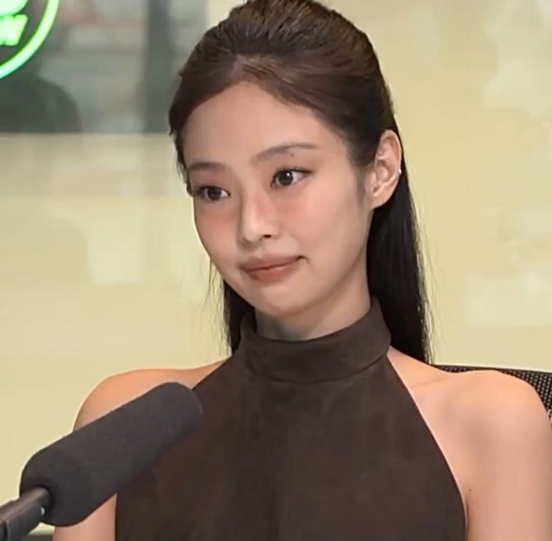 [잡담] 제니 ㄹㅇ 모카무스의 권위자네 | 인스티즈