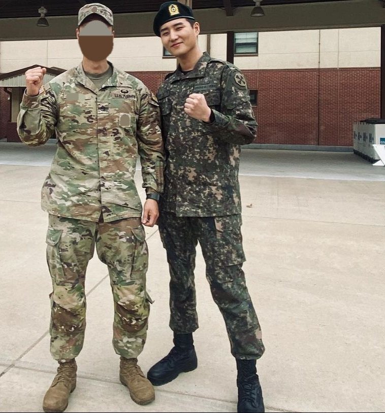 [잡담] 오늘 영케이 전역 2년째 되는 날... | 인스티즈
