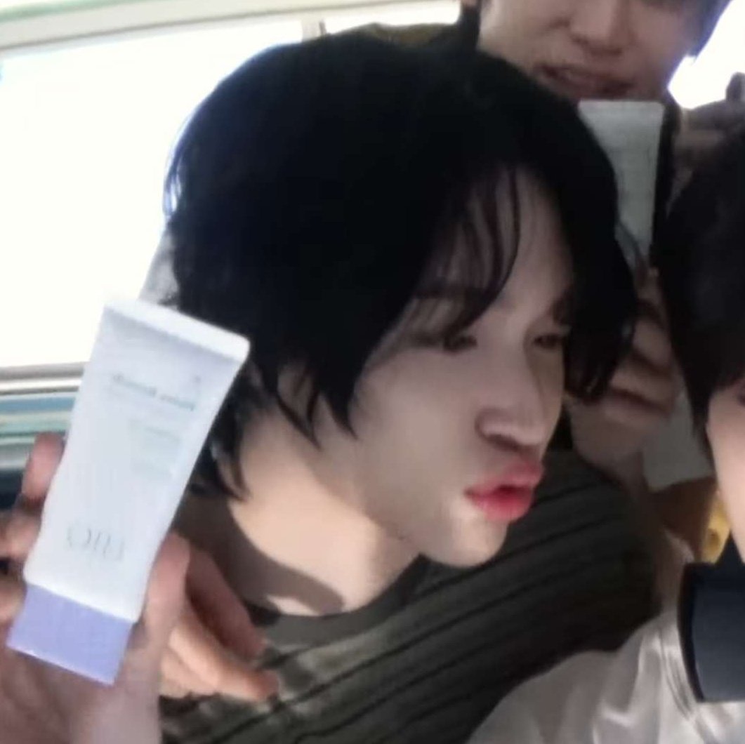 [잡담] 원빈이 너무 귀엽게생김 | 인스티즈