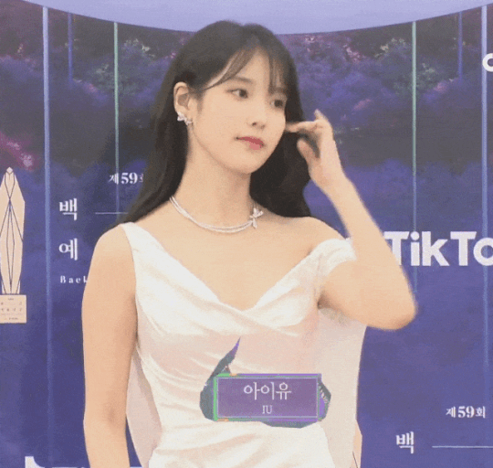 [잡담] 아이유 박보검 백상 드레스 슈트 기대된다… | 인스티즈