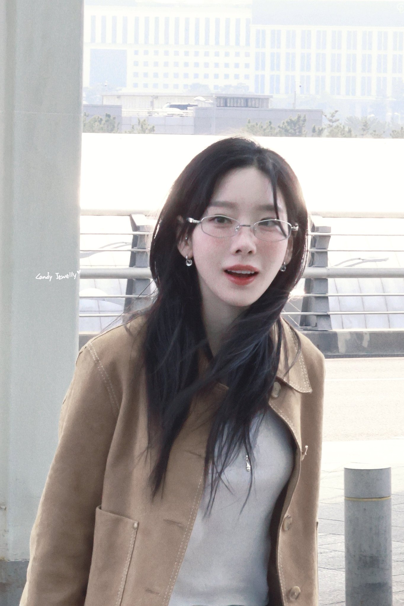 [잡담] 태연 요즘 출국할 때마다 ㄹㅈㄷ 찍네... | 인스티즈