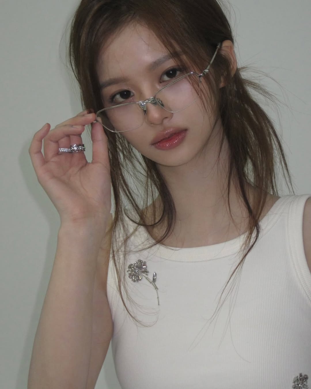 [잡담] 설윤 새로 뜬 엘르 비하 긱시크 짱예야ㅠㅠ | 인스티즈