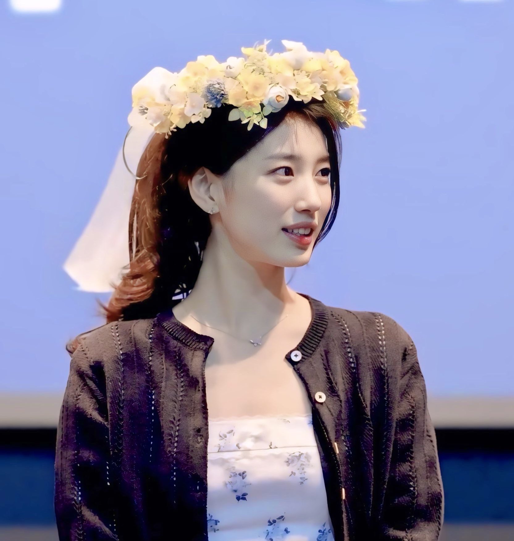 [잡담] 수지 이날 햇살여주 그 자체다 완전 | 인스티즈