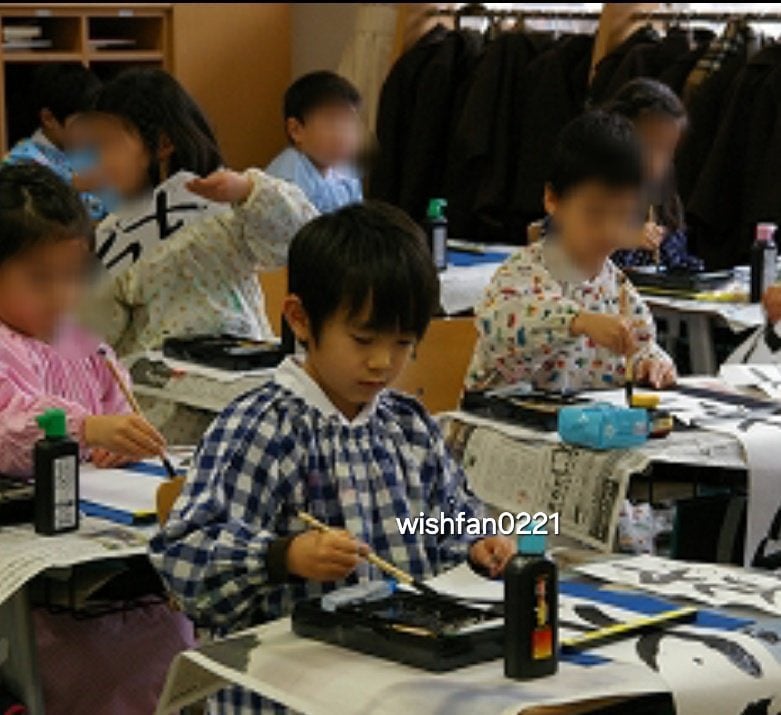 [잡담] 엔위시 료 어렸을 때 너무 기엽다 | 인스티즈