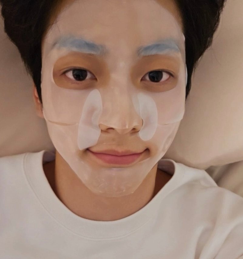 [잡담] 난 본진 셋팅된 사진도 좋은데 요런 날것느낌도 개좋아함 | 인스티즈