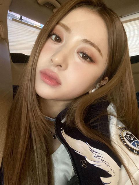 [잡담] 르 허윤진 데뷔초 갈발 다시 해줬으면 좋겠어... | 인스티즈