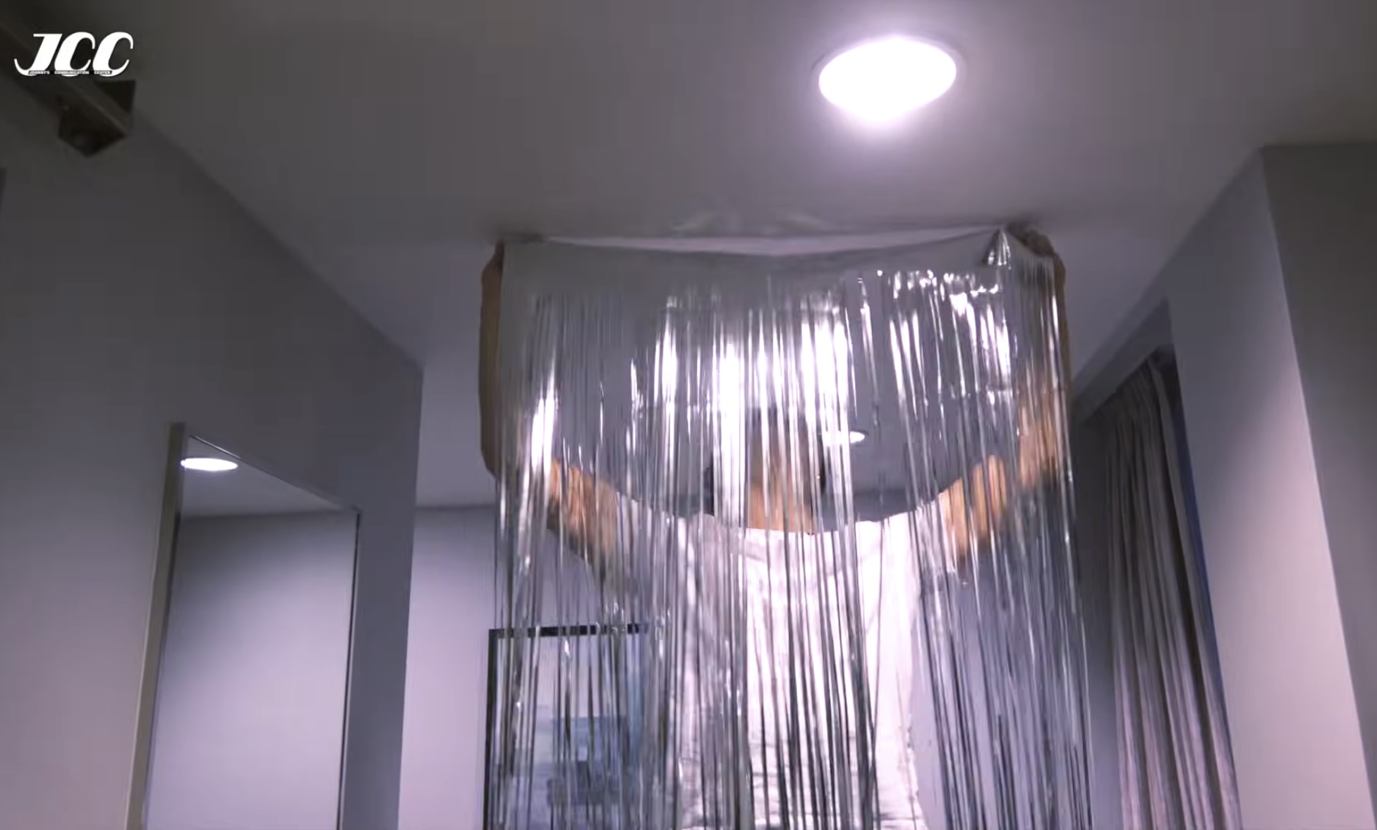 [잡담] 쟈니 도영이가 파티용품 쇼핑할 때 좀 기빨려하더니.. | 인스티즈