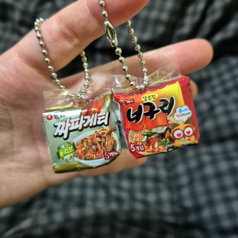 [잡담] 나 진짜 귀여운 가챠 뽑아왔는데 봐줘.. | 인스티즈
