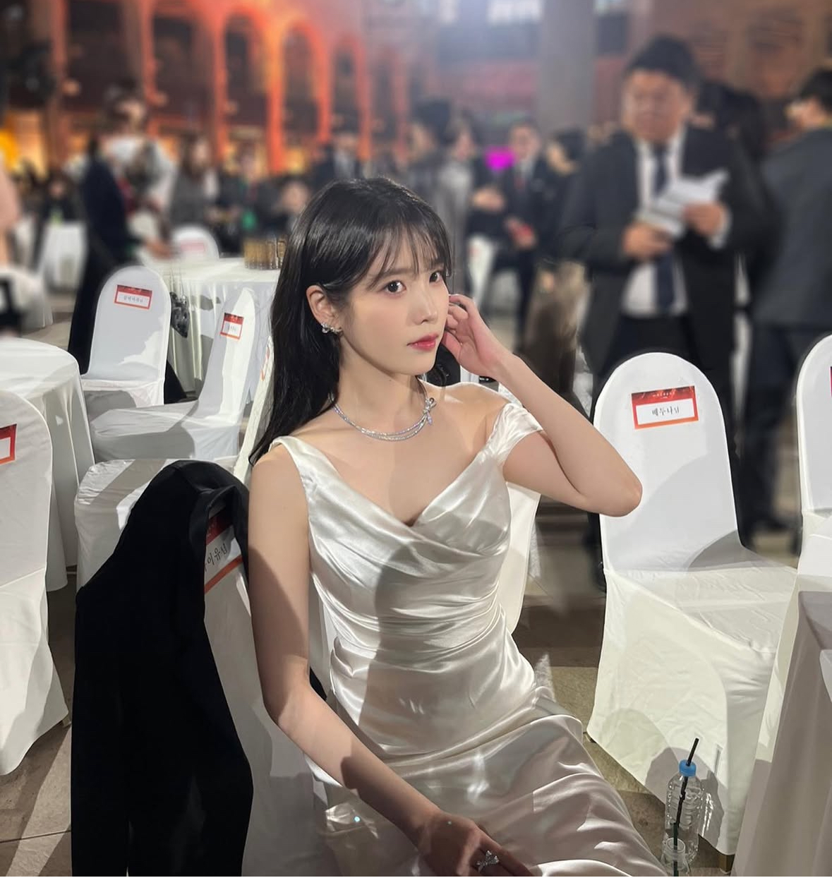 [잡담] 아이유 백상 너무 기대된다 | 인스티즈