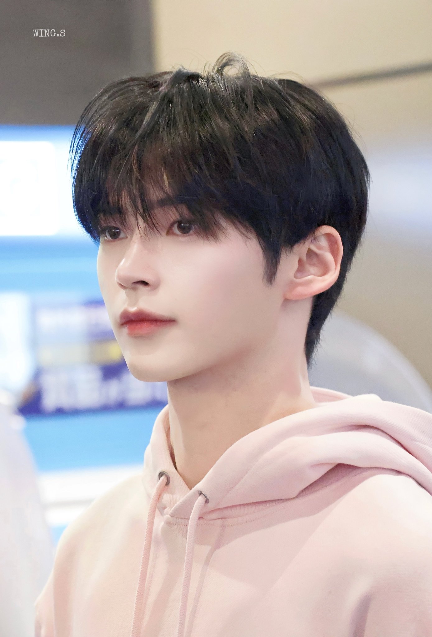 [잡담] 성한빈 진짜 잘생겼다 | 인스티즈