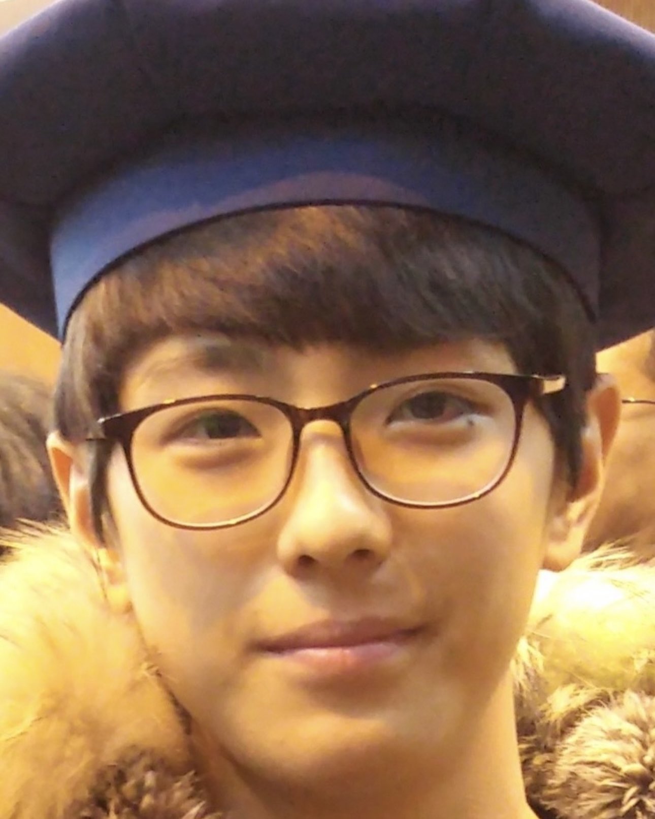 [잡담] 빨간 뿔테 초등학생 무시하면 안 되는 이유 | 인스티즈