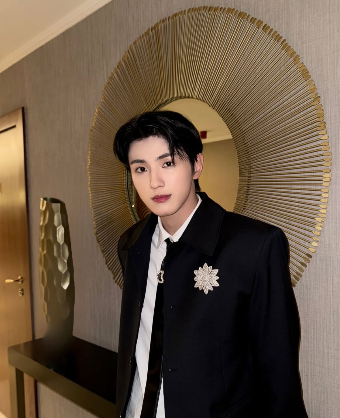 [잡담] 빨간 뿔테 초등학생 무시하면 안 되는 이유 | 인스티즈