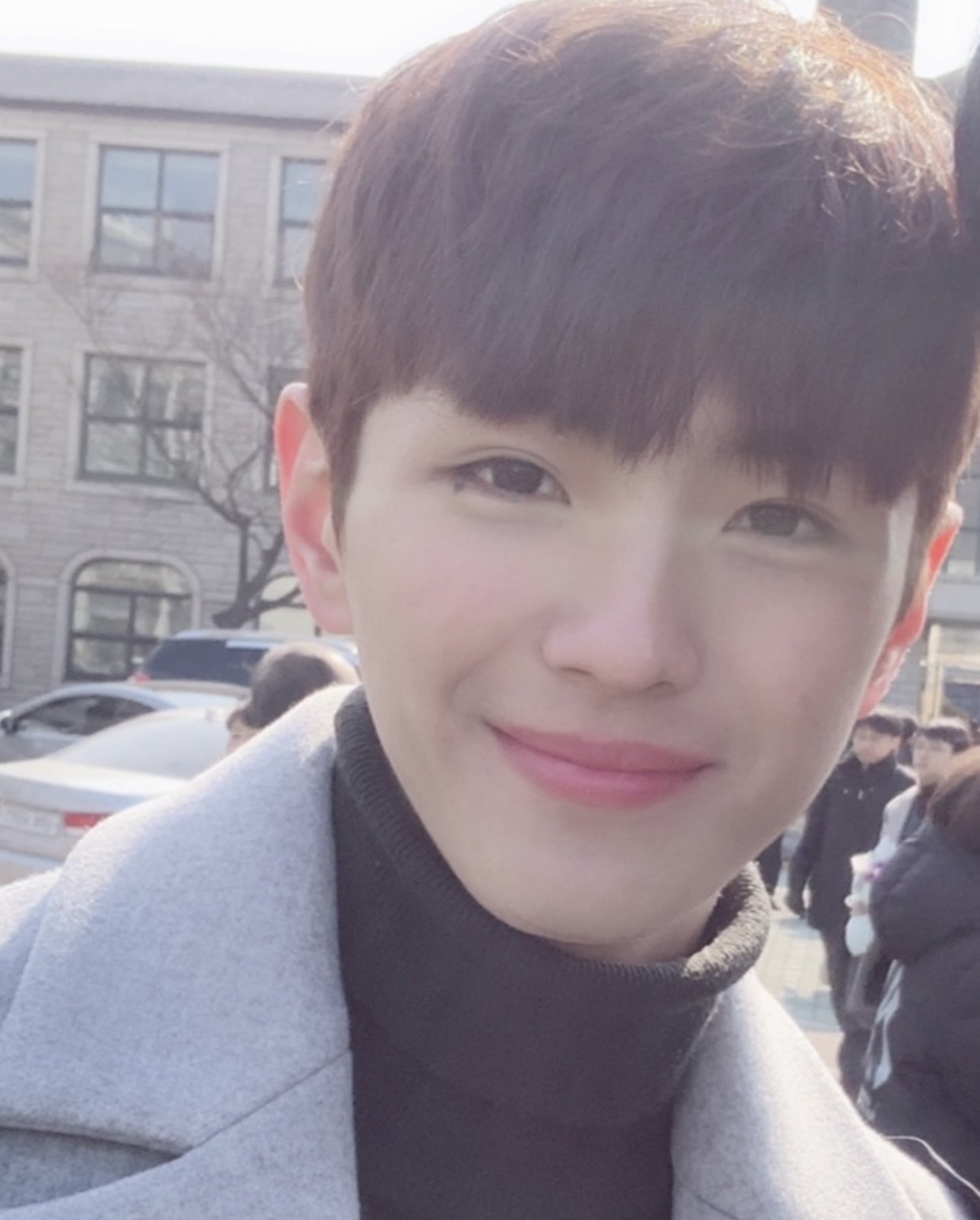 [잡담] 빨간 뿔테 초등학생 무시하면 안 되는 이유 | 인스티즈