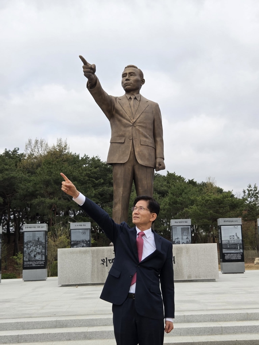 [잡담] 25년에 이런거나 봐야 되는 우리들 너무 불쌍해 | 인스티즈
