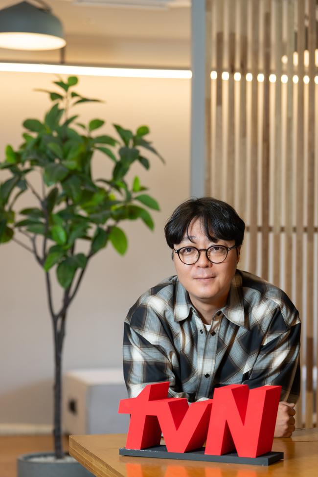 [정보/소식] 신원호 PD "'슬의생' 배우들도 시즌3 압박해 스트레스…'언슬전2'=시청자 몫” | 인스티즈