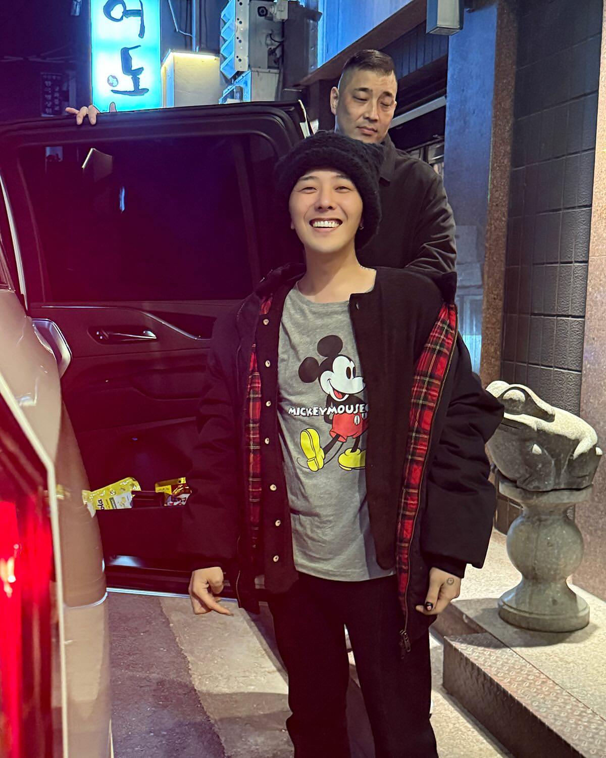 [잡담] 지디 뭐하는거야ㅋㅋㅋㅋ | 인스티즈