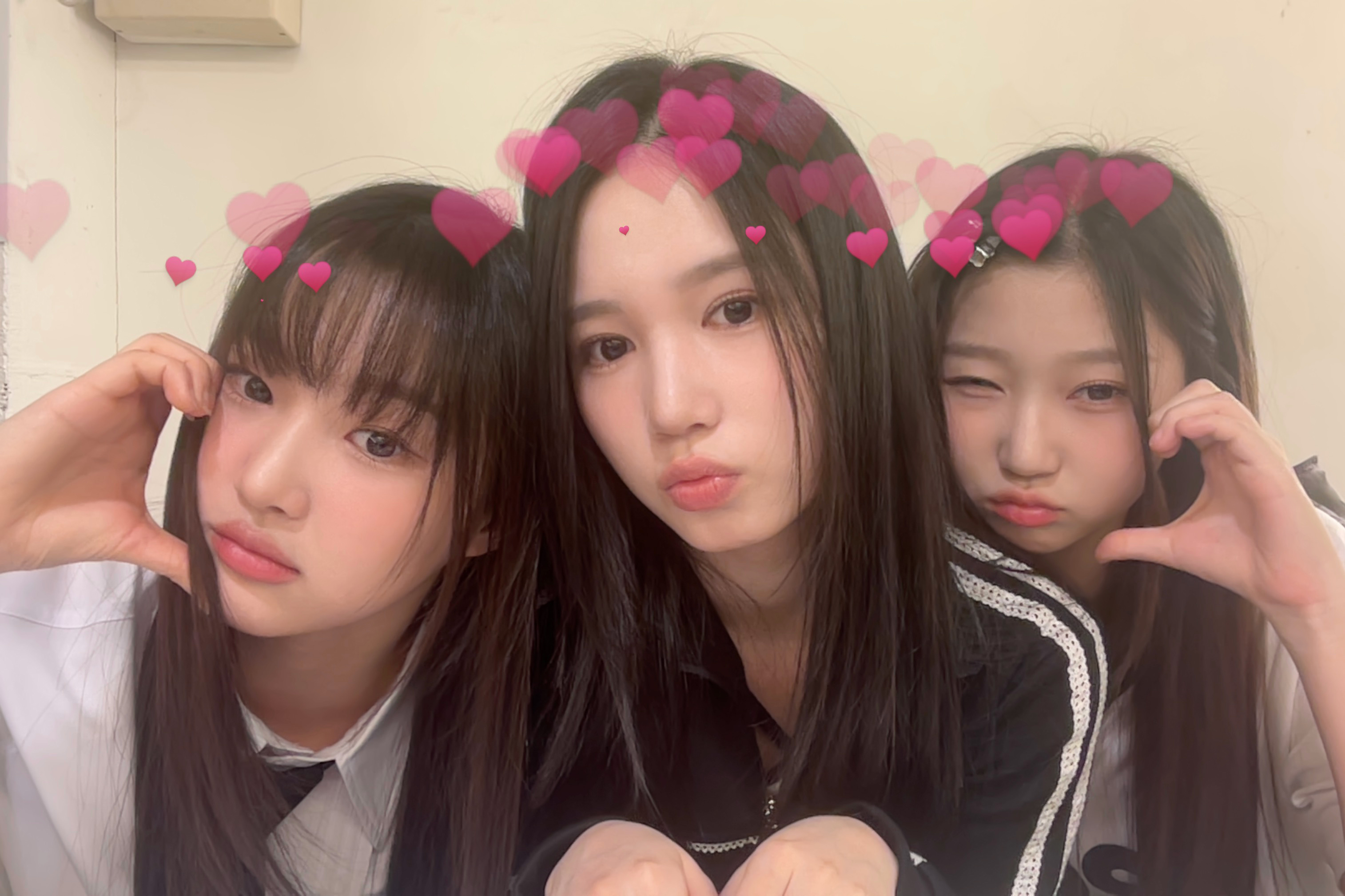 [잡담] WM 신인 여돌 유스피어 뉴 사진 💕 진짜 wm같으셔들 | 인스티즈