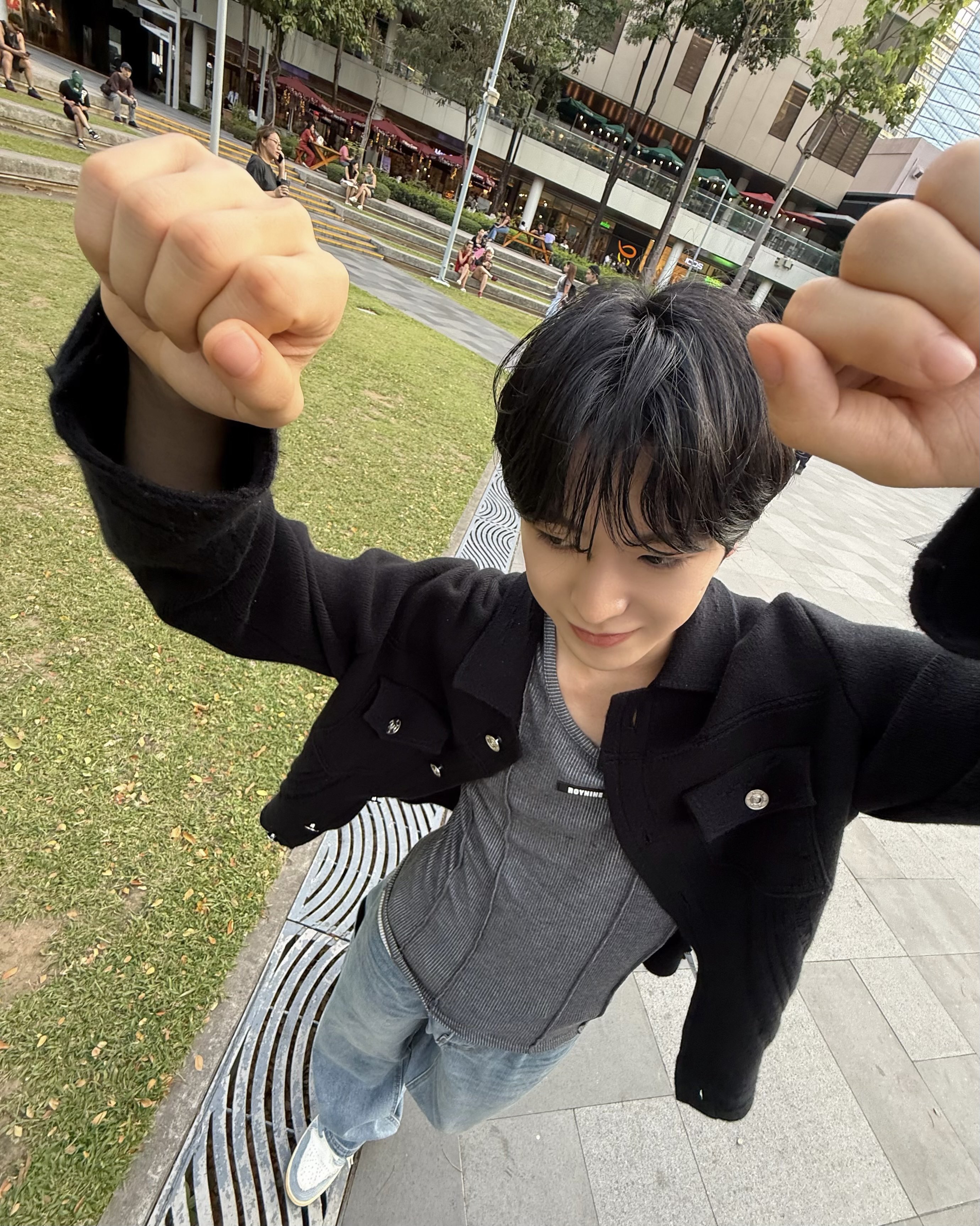 [잡담] 유우시 진짜 타고났다 천연애교가 타고났어 | 인스티즈