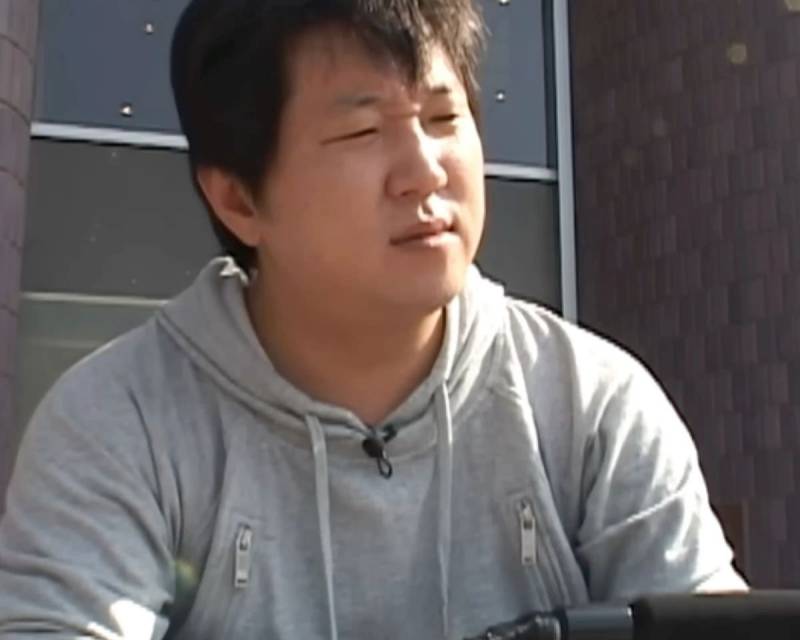 [잡담] 이마가 개처넓은데 앞머리 자르다 망했ㄴ어,, 어떡하지 | 인스티즈