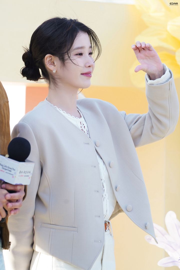[잡담] 아이유 어쩜이리 이쁘냐 | 인스티즈