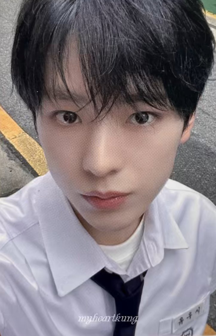 [잡담] 위시 유우시 팬들아 이거 무슨 포카야?? | 인스티즈