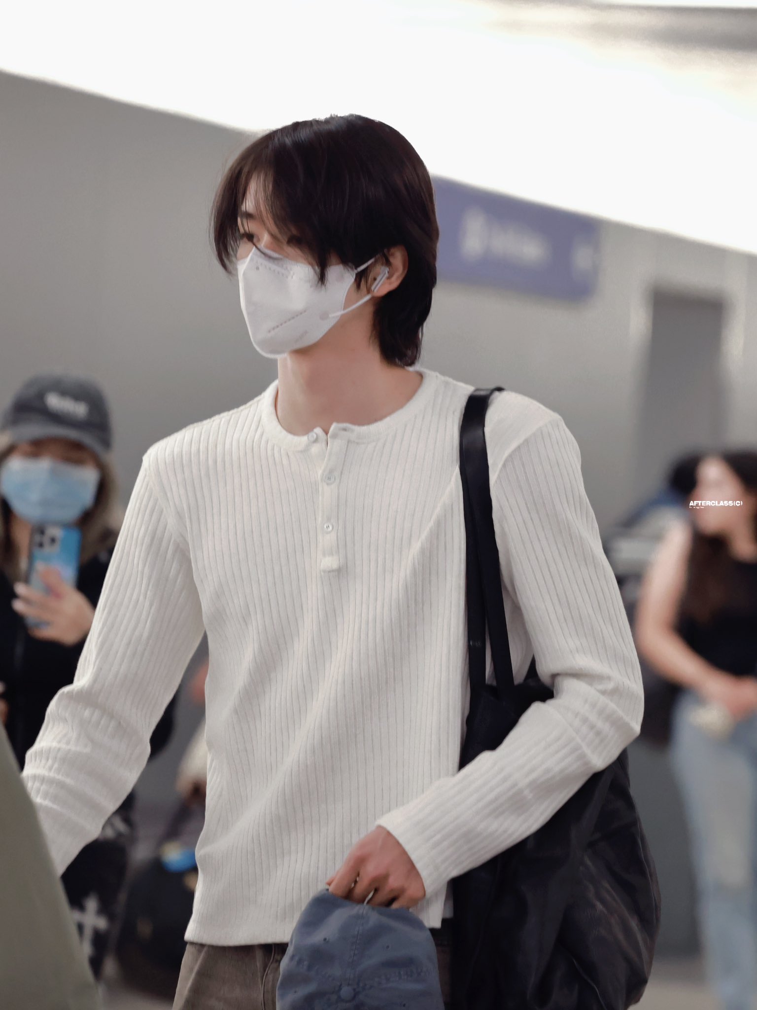 [잡담] 성찬이 장발머리......,,,,,,,,,,,,,,,, | 인스티즈