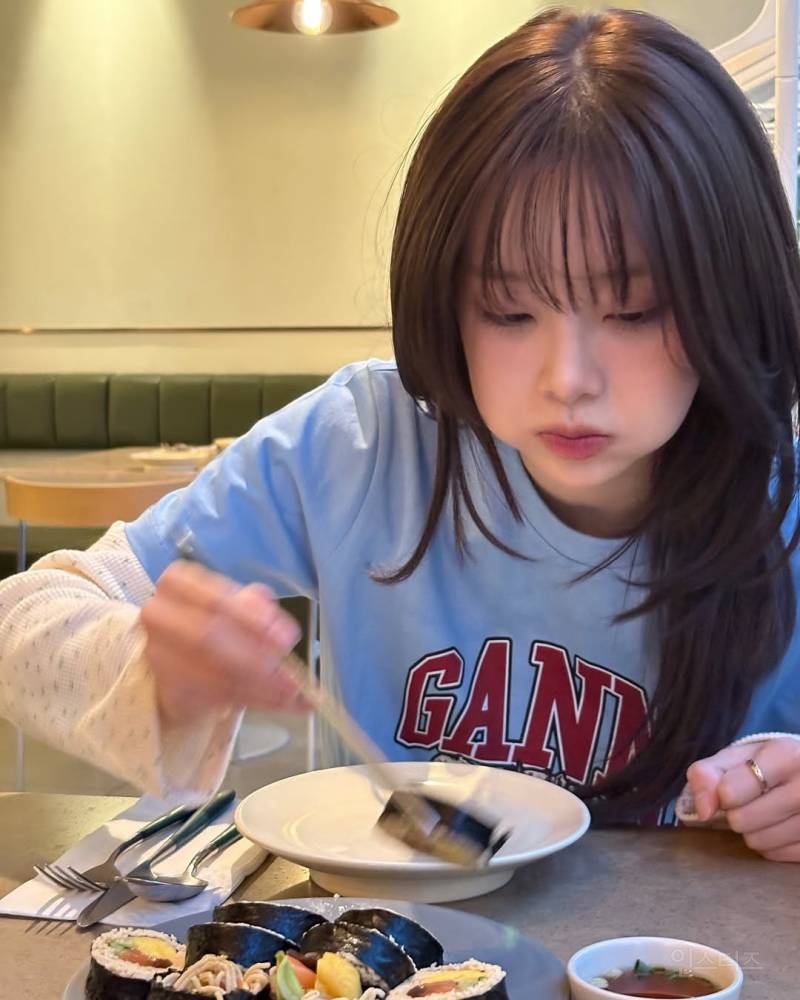 최근 인생 처음으로 층 많은 레이어드컷 해봤다는 츄 | 인스티즈