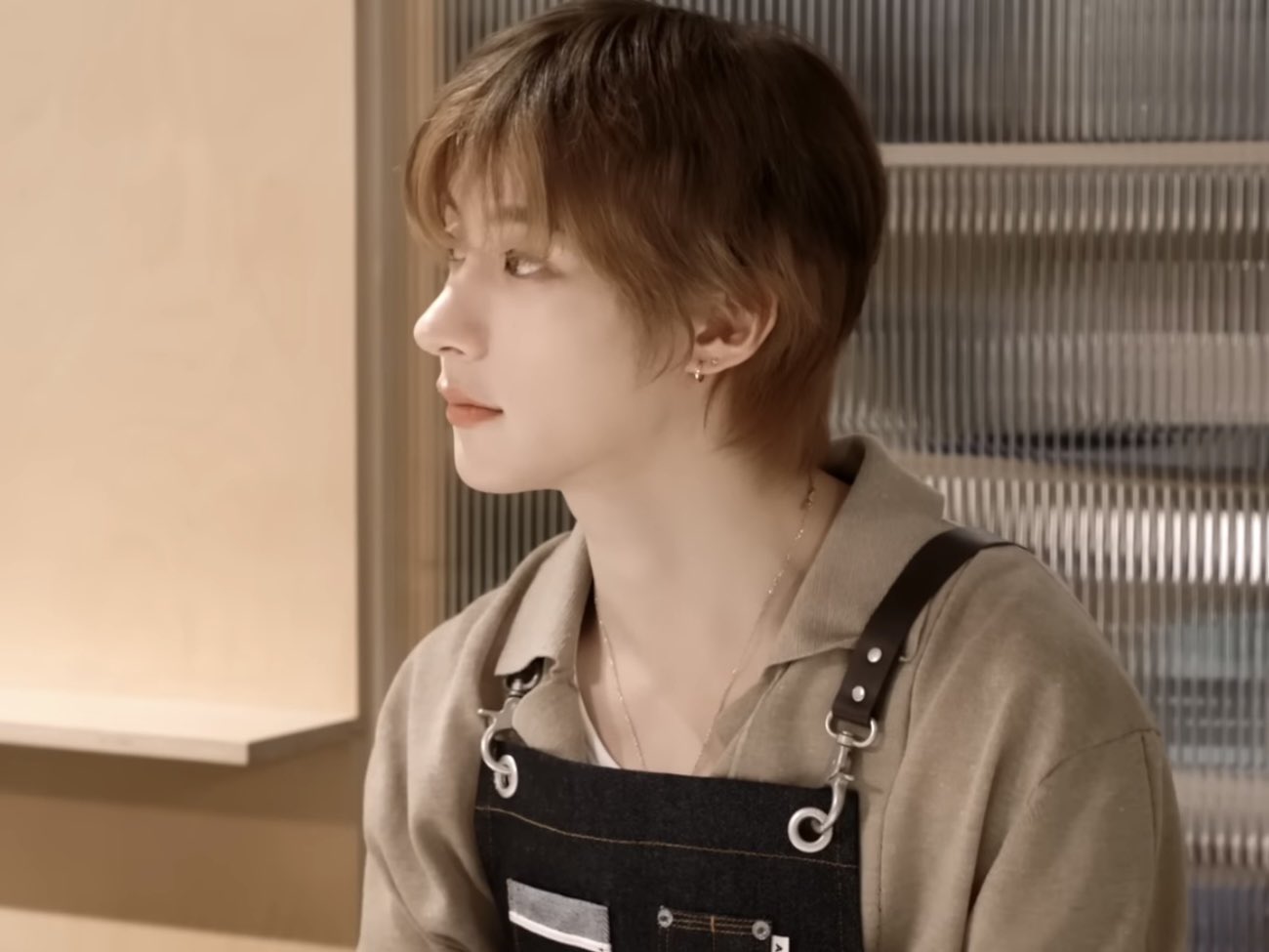 [잡담] 아 앤톤 개이쁨 다시 웜톤파됨 | 인스티즈
