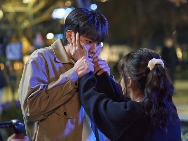 [정보/소식] 노정의 얼빠 본능, 이채민 얼굴만 봐도 분노가 사르르 (바니와 오빠들) | 인스티즈
