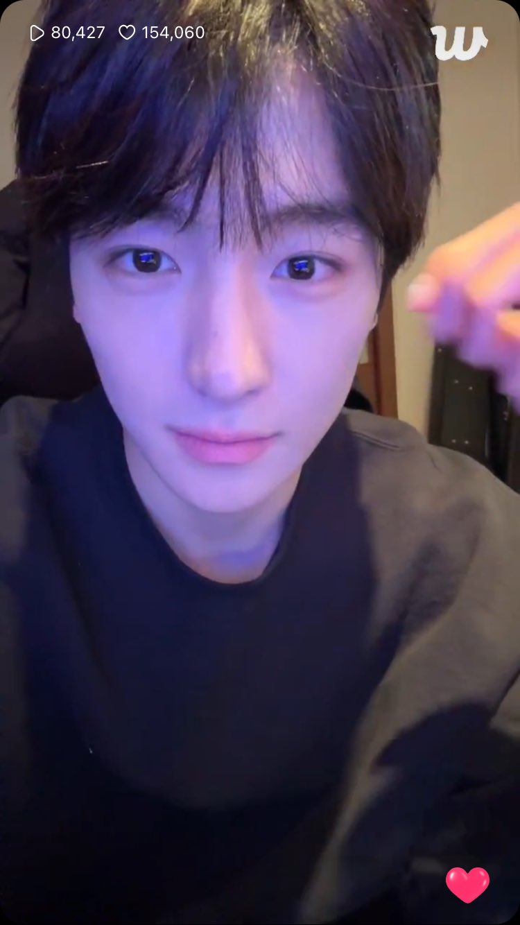 [잡담] 현재 파란모니터 개잘생겼다 | 인스티즈