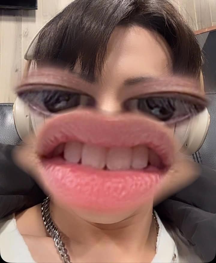 [잡담] 이거 마크인가?? | 인스티즈