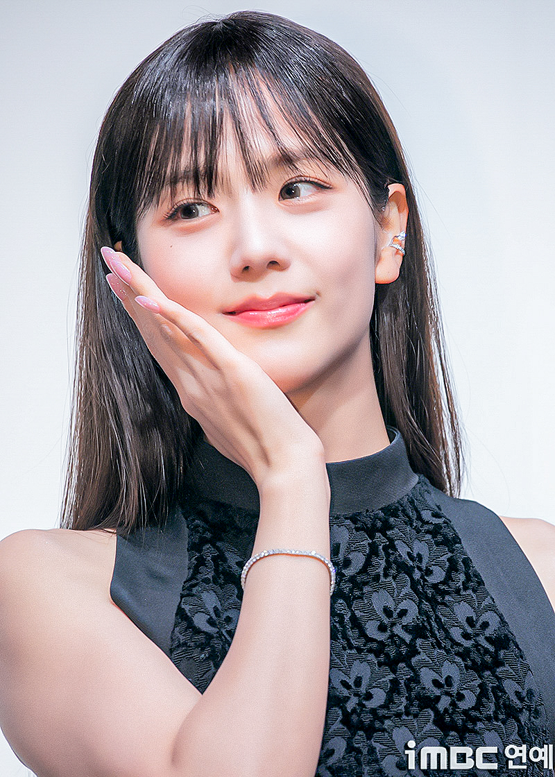 [잡담] 지수 앞머리 내린거 ㄱㅇㅇ | 인스티즈
