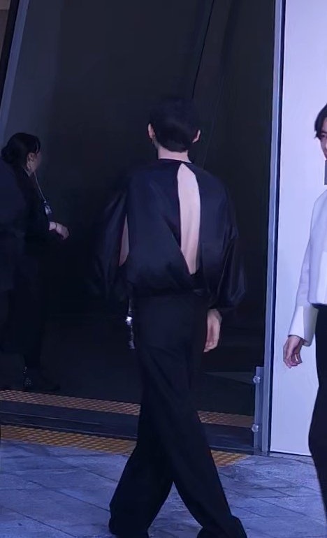 [잡담] 연준님 옷이 왜 이래요... | 인스티즈