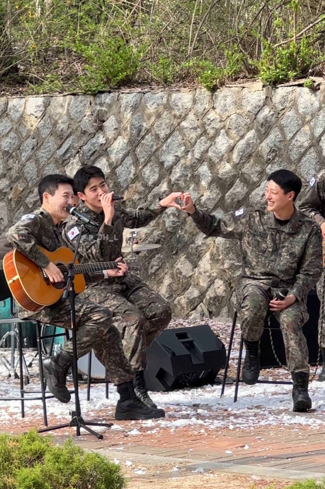 [잡담] 정재현 진짜 안에서도 밖에서도 장꾸.. (feat. 조승연 병장님) | 인스티즈