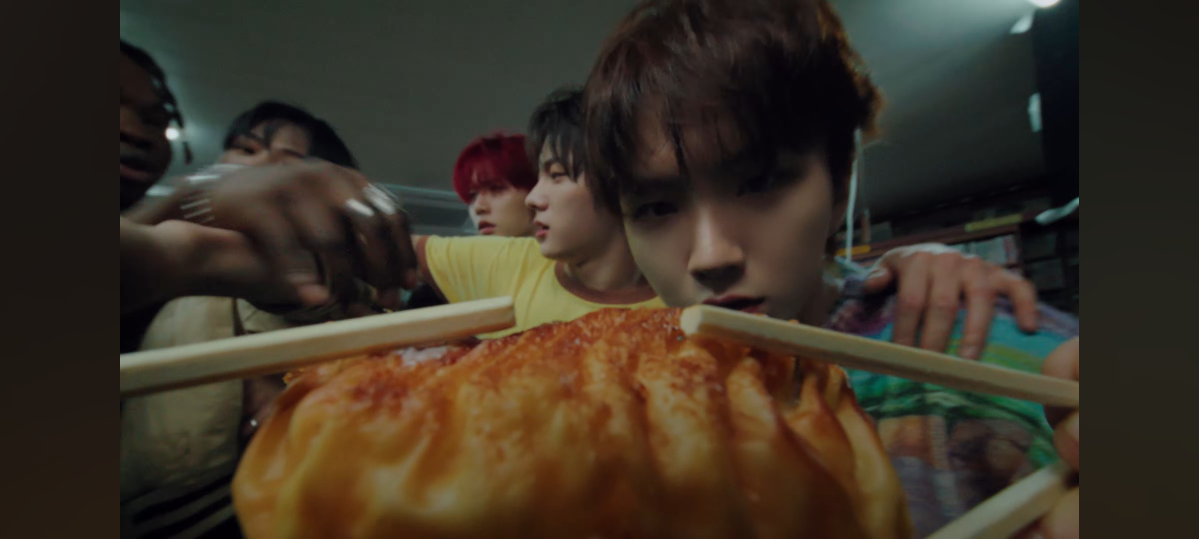 [잡담] 보넥도 트레일러 군만두 왤케 맛있어보이냐 | 인스티즈