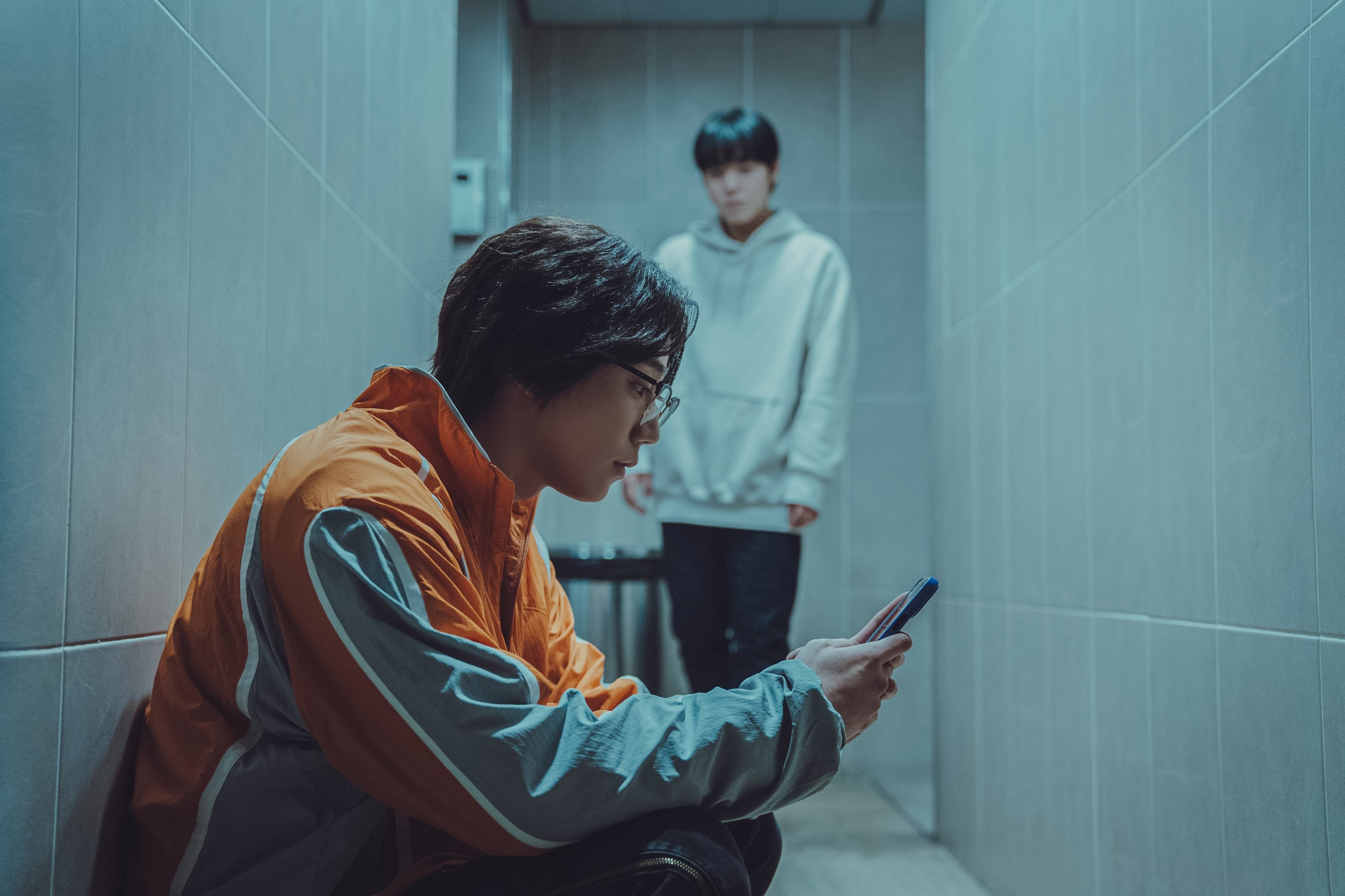 [잡담] 약한영웅 자꾸만 연시은 앞에 나타나는 금성제(이준영)의 모습도 의미심장하다 | 인스티즈