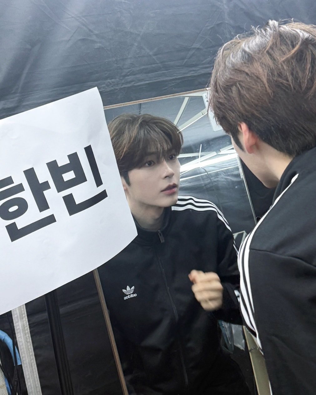 [잡담] 성한빈은 거울보면 | 인스티즈