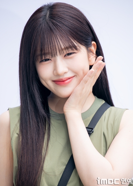 [정보/소식] 오늘자 네파 팝업 아이브 안유진 | 인스티즈
