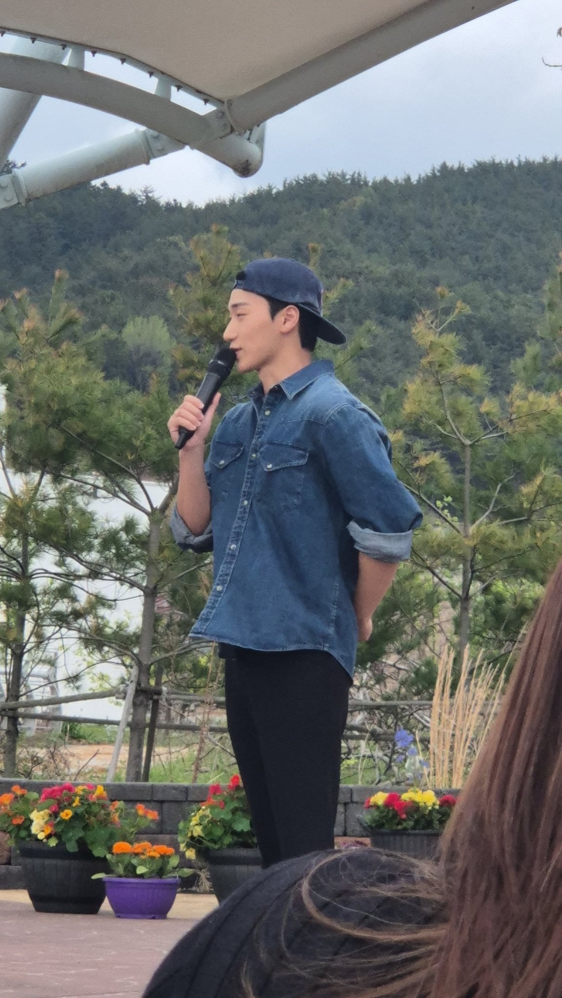 [잡담] 에이티즈 산 오늘 너무 순박한 청년 느낌 | 인스티즈