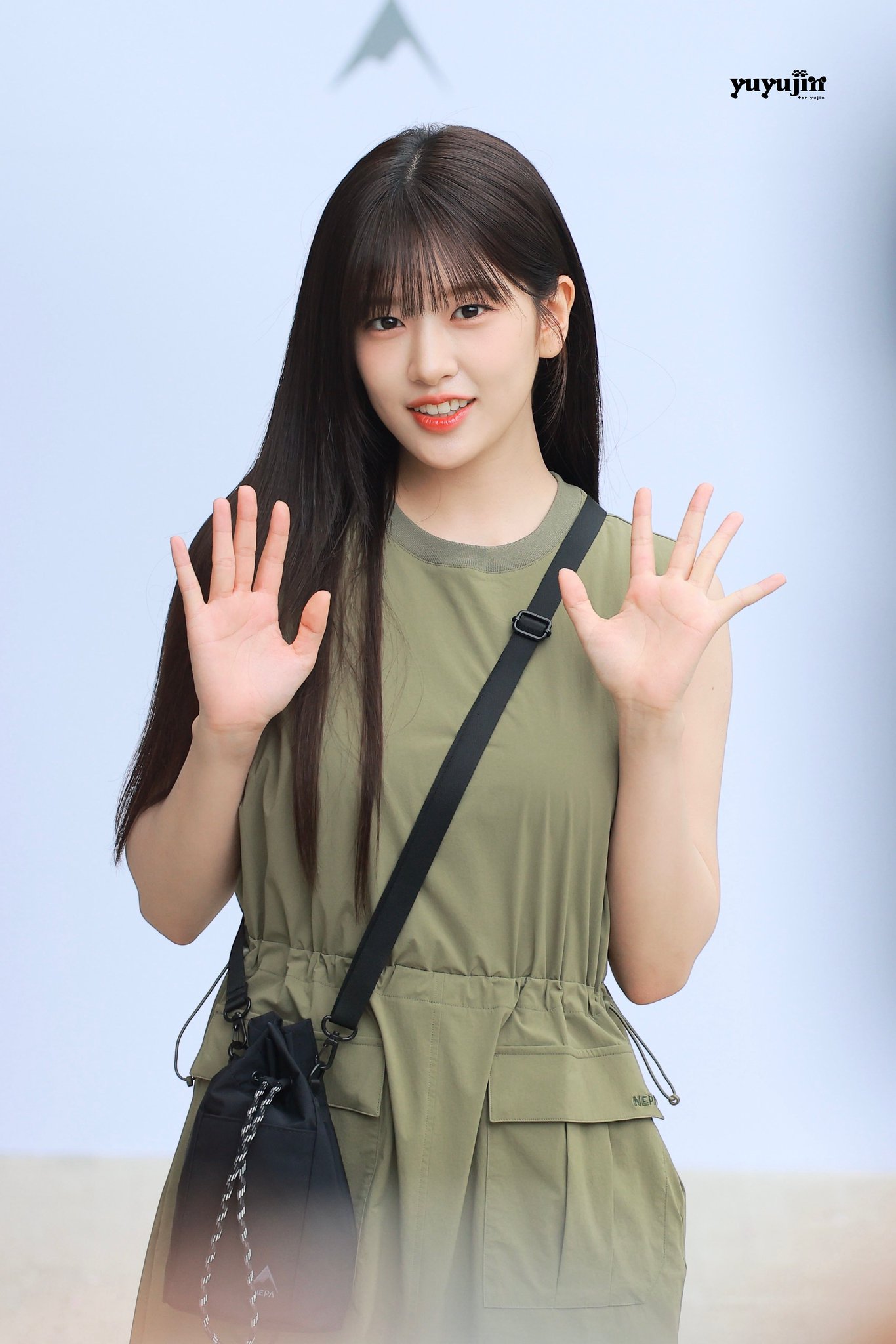 [정보/소식] 오늘자 네파 팝업 아이브 안유진 | 인스티즈
