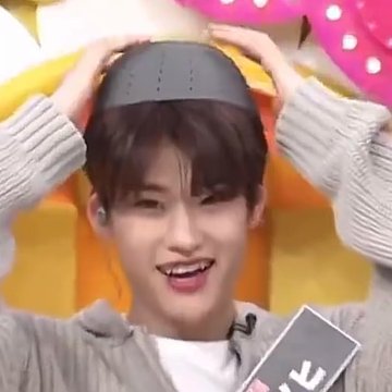 [잡담] 소희 일본방송에서 바구니 뒤집어쓴거 ㄱㅇㅇ | 인스티즈