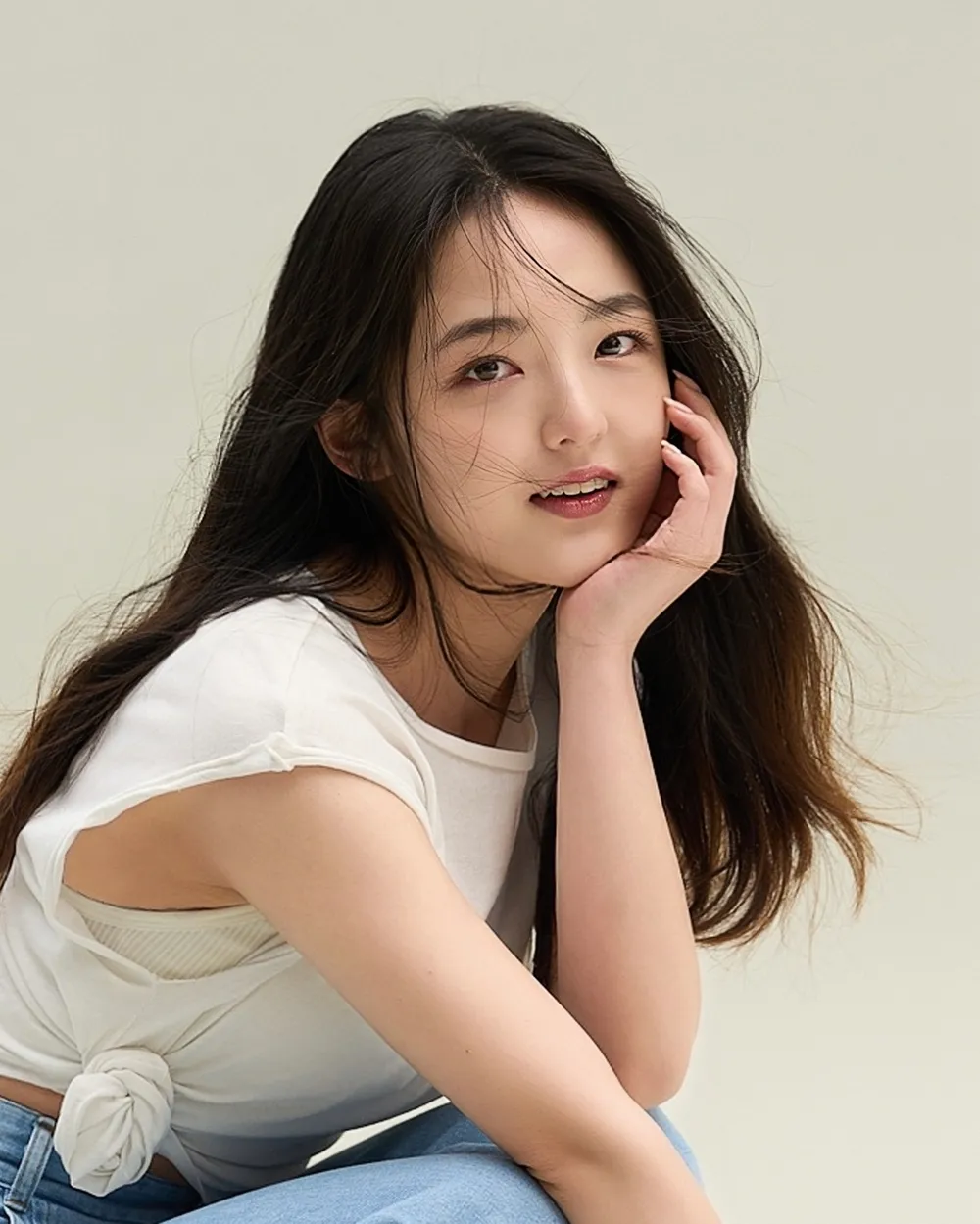 [잡담] 나 닮았다고 한번이라도 들어본 사람들인데 특징이 뭐임? | 인스티즈