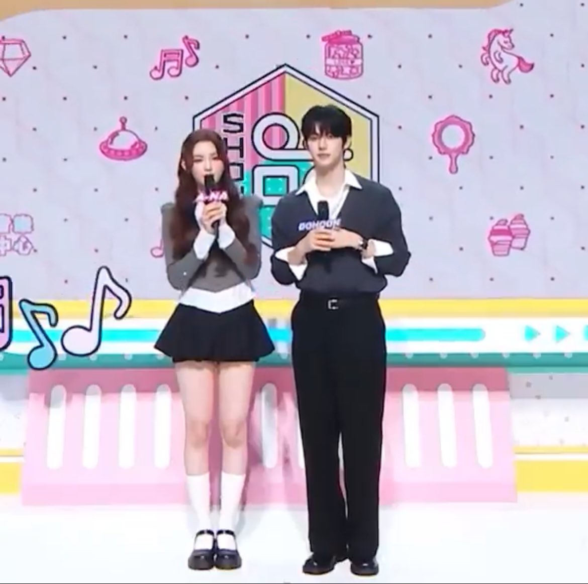 [잡담] 에이나 도훈 요근래 음방엠씨중에 얼합 젤 좋다 | 인스티즈