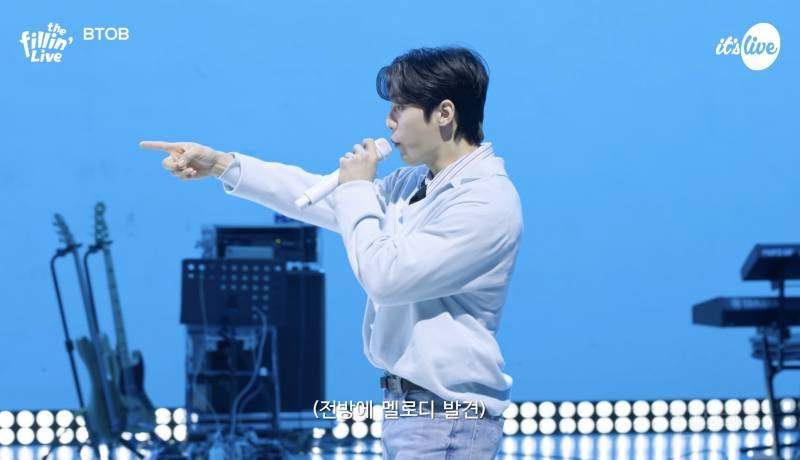 비투비 자만추하면 해야하는 포즈.gif | 인스티즈